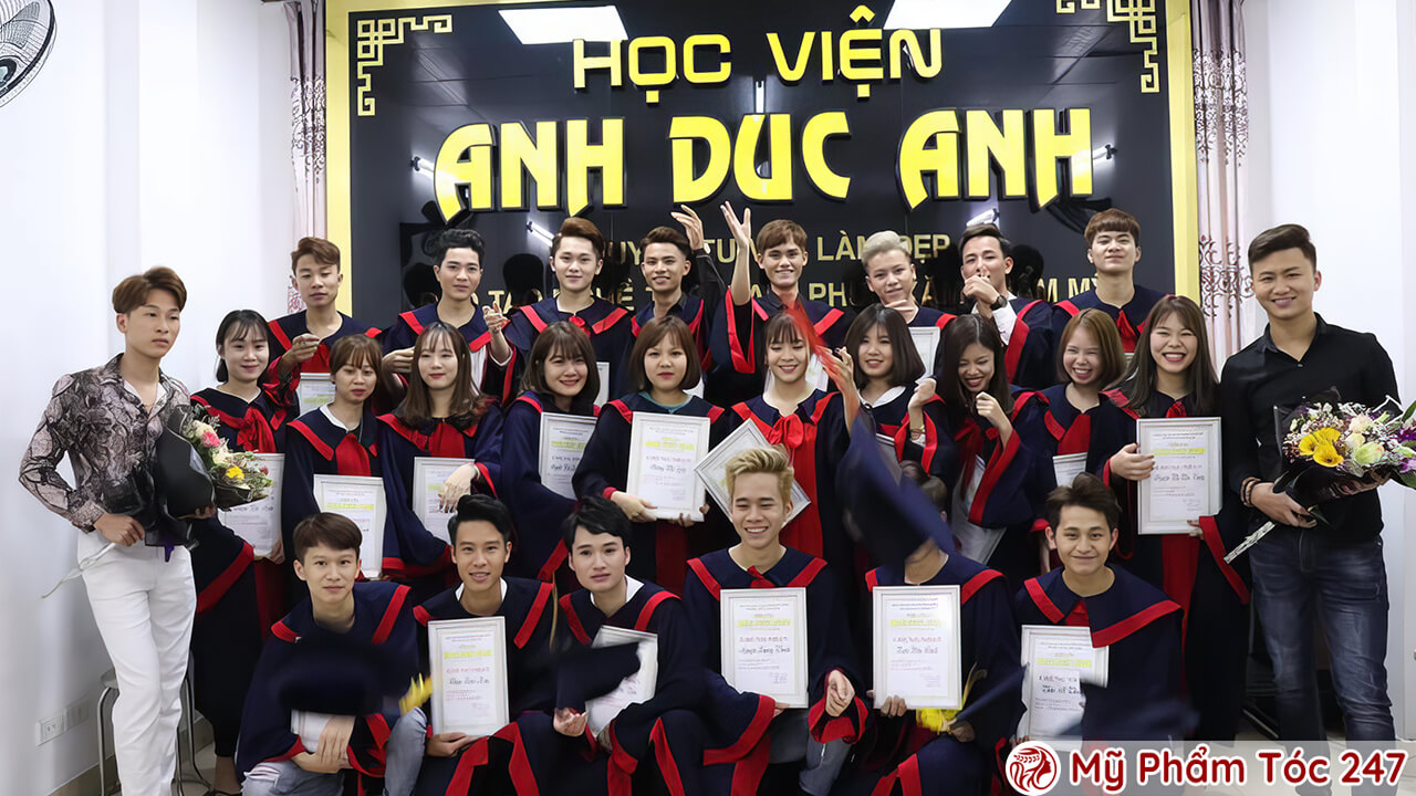 Nguyễn Quốc Đức mở rộng cơ ngơi với hơn 20 cơ sở làm tóc trên toàn quốc.